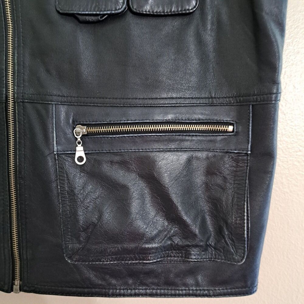 Men's Black Leather Zip Front Vest - Classic Utility Style - Picture 5 of 16